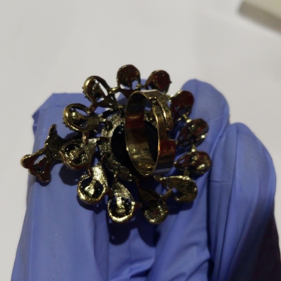 Vintage Peacock Ring – Brown Gemstones & Center Stone – Adjustable Women Jewelry - Picture 9 of 10